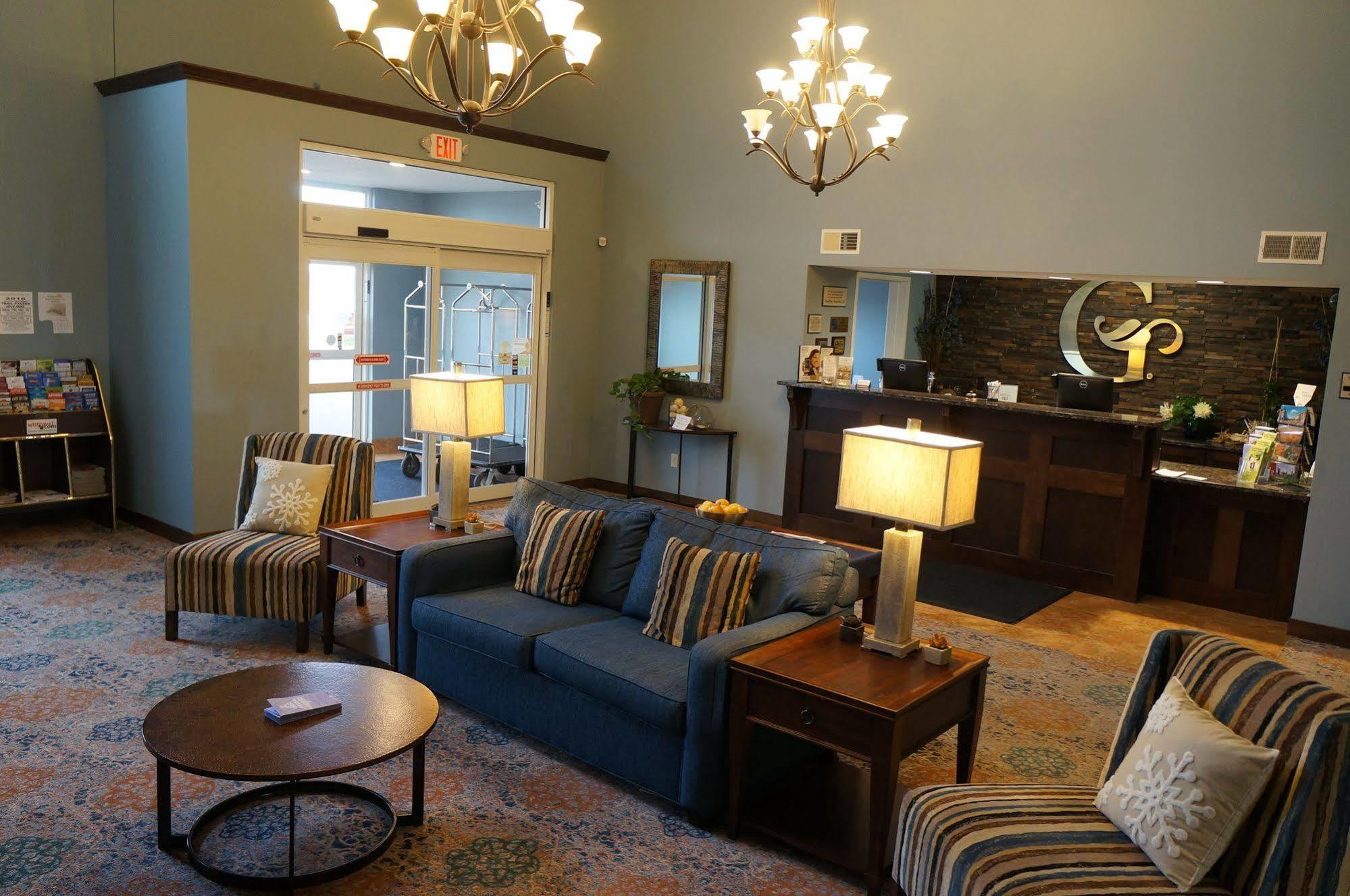 Grandstay Hotel & Suites Mount Horeb - Madison Exteriér fotografie