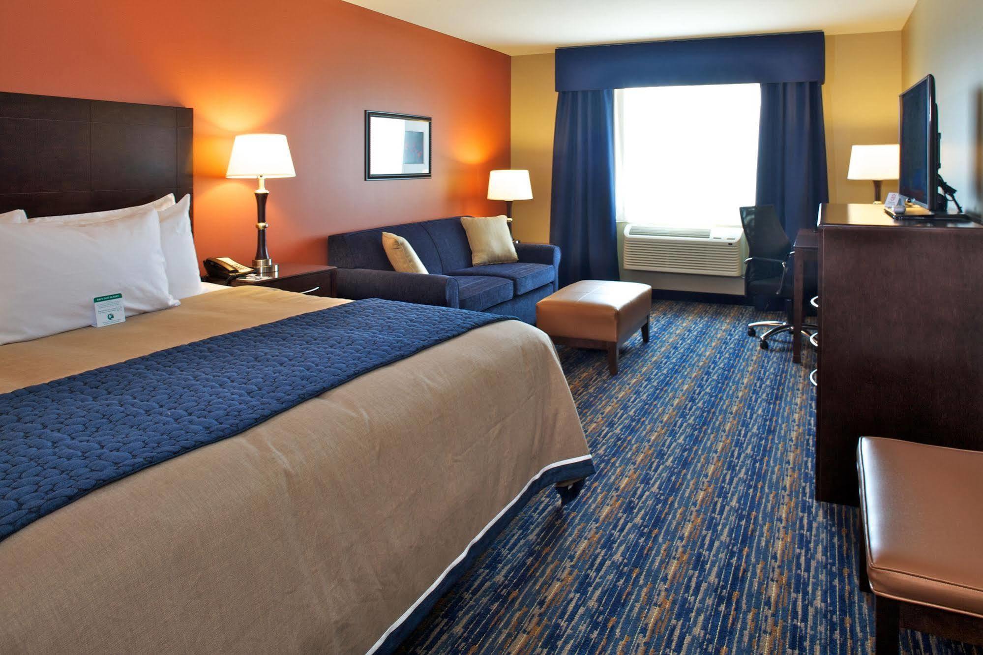 Grandstay Hotel & Suites Mount Horeb - Madison Exteriér fotografie