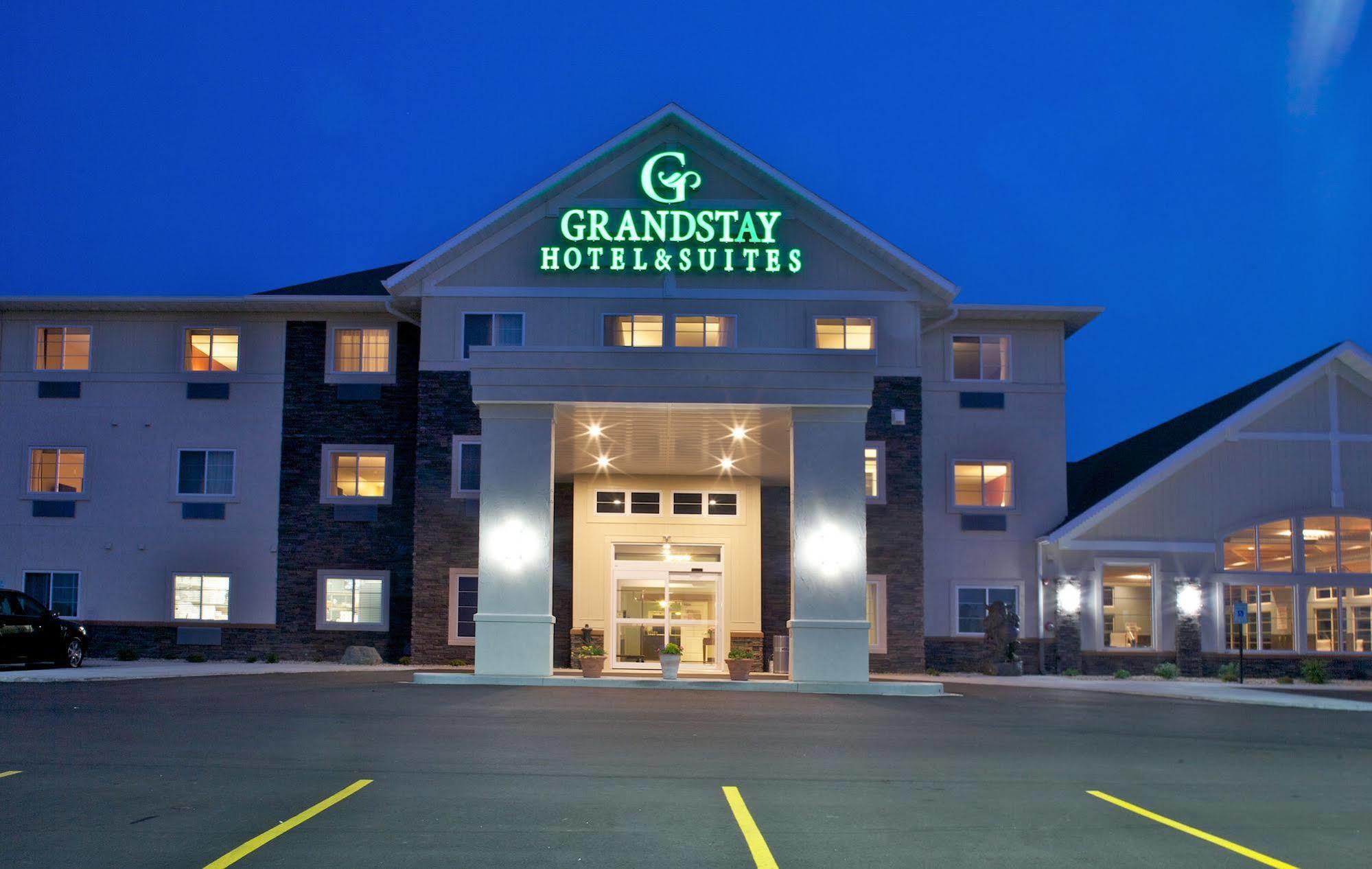 Grandstay Hotel & Suites Mount Horeb - Madison Exteriér fotografie